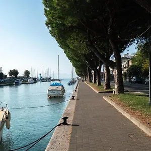 Sweet Lungolago Garibaldi Peschiera del Garda